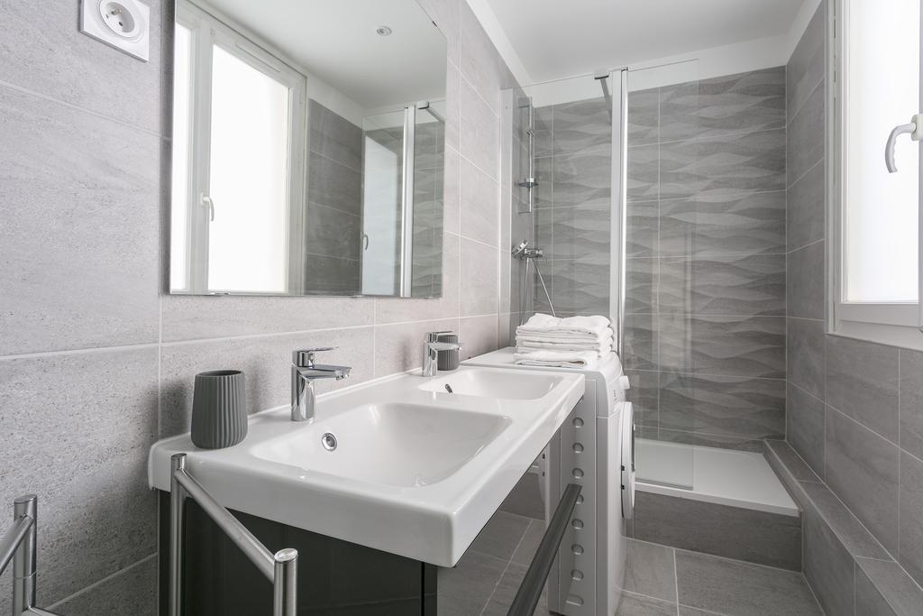 مونبيلييه Coeur Urbain Bedrooms - Gare Saint Roch المظهر الخارجي الصورة
